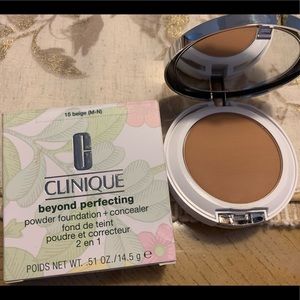-CLINIQUE. beyond perfecting powder foundation+concealer 15 beige (M-N)✨
